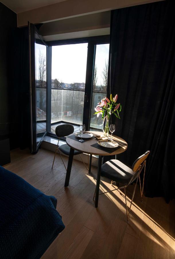 White Birds Apartment Cracovie Extérieur photo